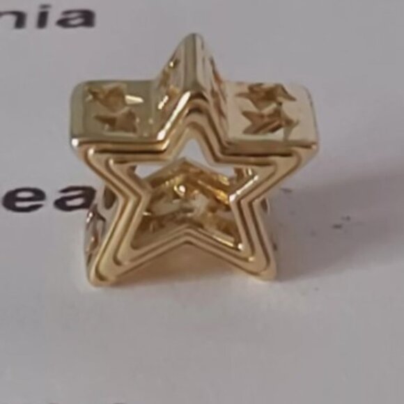 Authentic PANDORA *RETIRED AND RARE* 14K Gold Radiant Star Charm 752361C00 - Picture 9 of 15